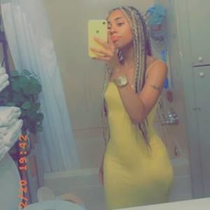 Meet your Posher, Tiara